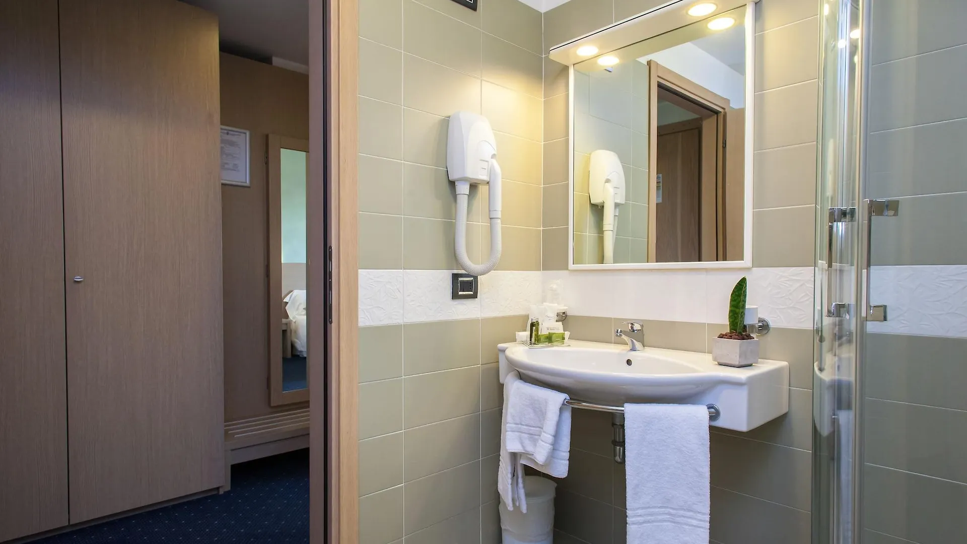 Palace Hotel Zingonia Verdellino 4*,  イタリア